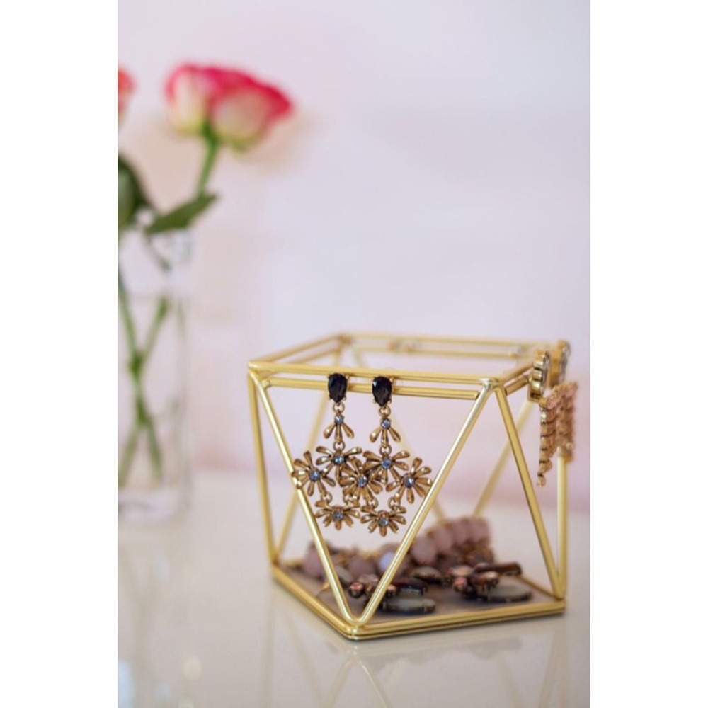 BaubleBar x Gal meets Glam Gold and Black Earrings - Picture 2 of 4